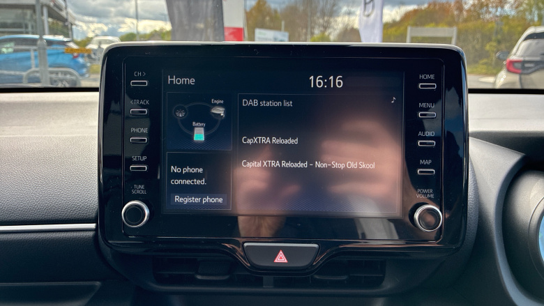 Toyota Yaris 1.5 Hybrid Design 5dr CVT Hybrid Hatchback